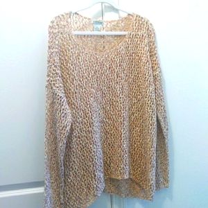 Hardly worn Woman"s Orvis Salmon Green  Tan Cream Color Scoop Neck Sweater